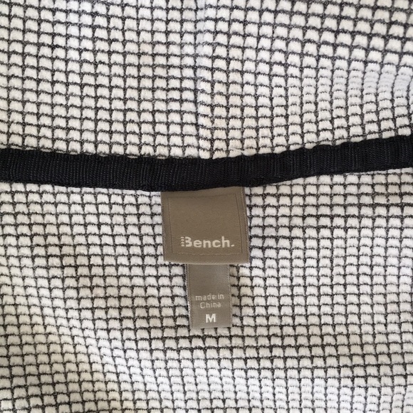 Bench funnel neck jacket. - Picture 4 of 15